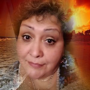 Meet your Posher, Ginia